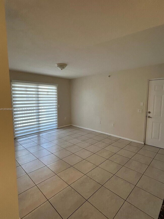Foto del edificio - 15460 SW 284th St