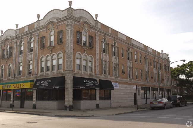 Exterior 2 - 635 E 79th St