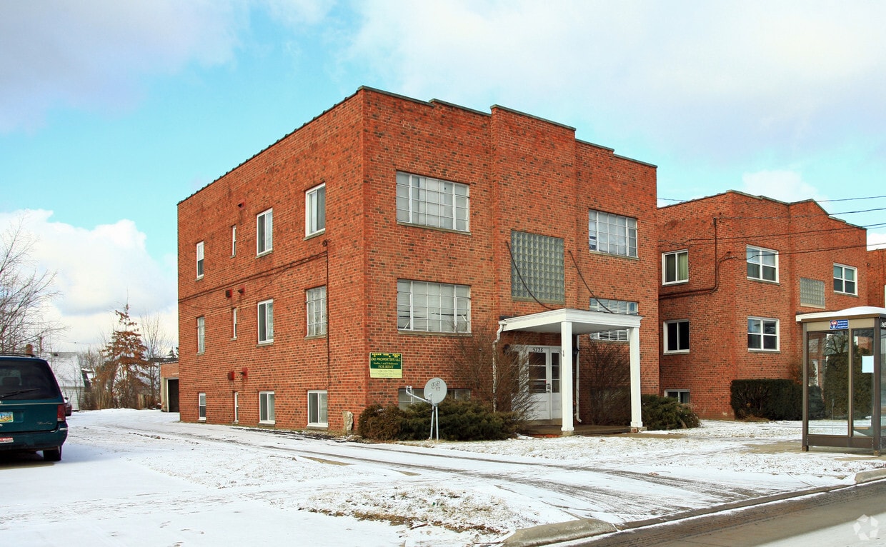 Primary Photo - 5224 Lee Rd