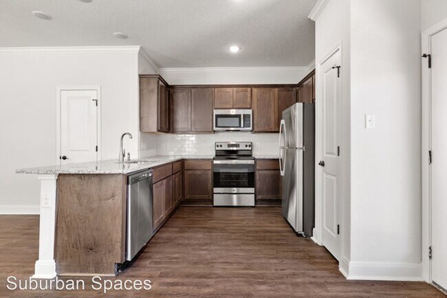Building Photo - 3 br, 2.5 bath House - 10327 Lynwood Creek...