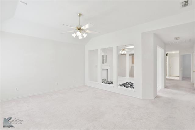 Foto del edificio - 4326 Garden Grove Ln