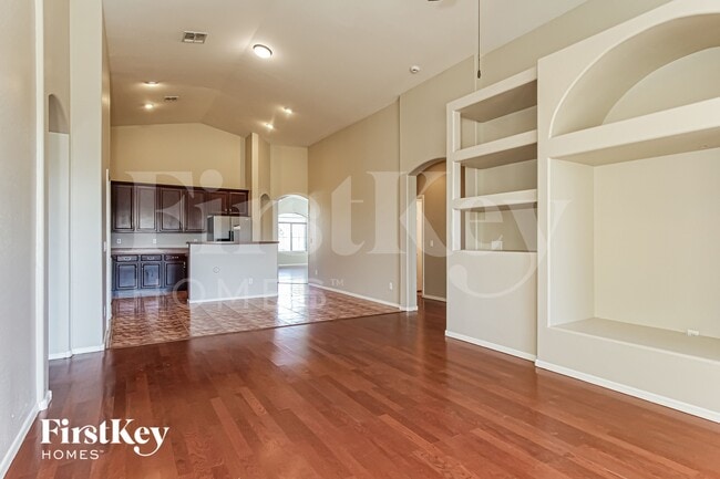 Foto del edificio - 14135 W Riviera Dr