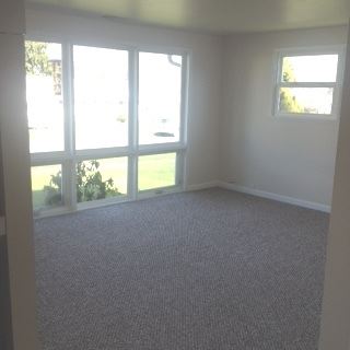 Building Photo - 1307 Broadview Dr