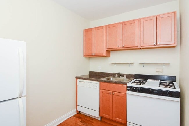 Foto del edificio - 1337 N Dearborn St