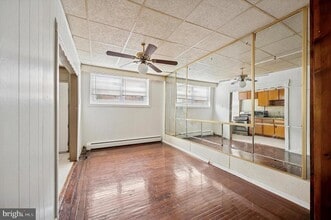 Building Photo - 5553 Matthews St