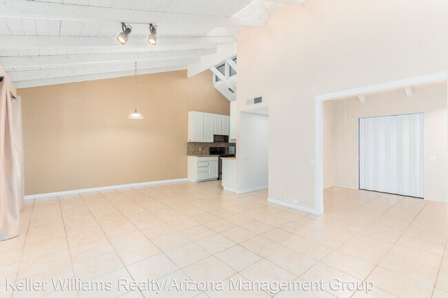 Building Photo - 2 br, 2 bath House - 4315 N 28th St