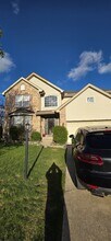 Building Photo - 2545 Hillsdale Dr