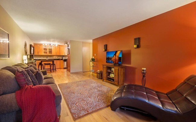 Foto del edificio - 311 Kenwood Pkwy