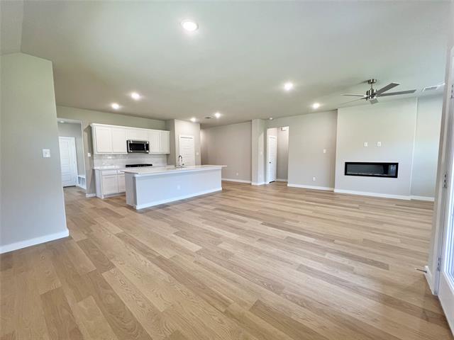 Building Photo - 1010 Airbender Dr