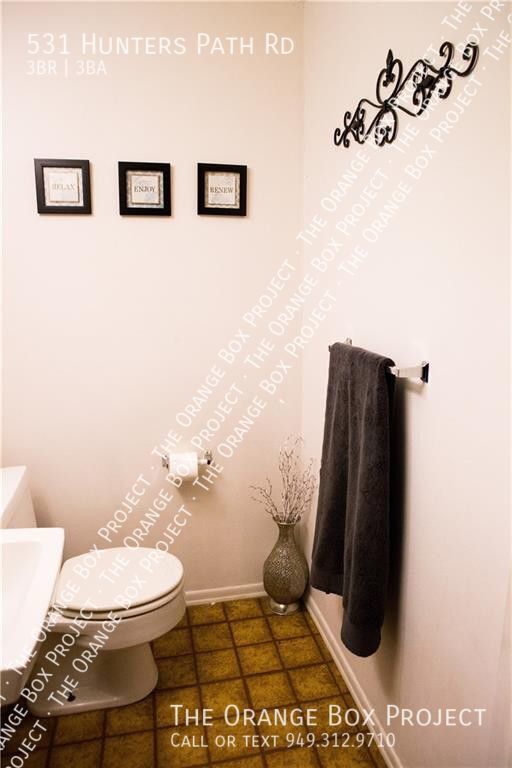 Foto principal - 531 Hunters Path Rd
