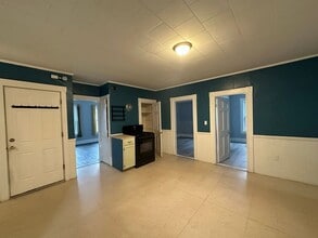 Building Photo - 408 Rimmon St
