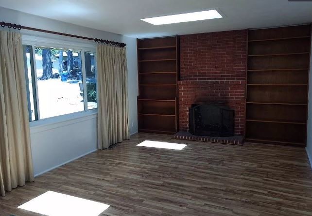 Primary Photo - 1113 Pico Ave