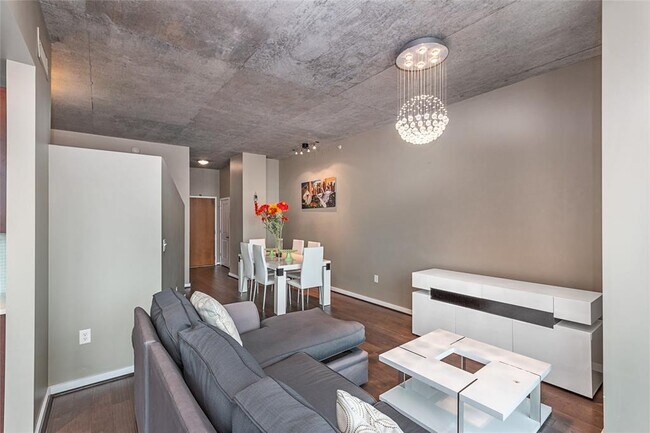 Foto del edificio - 5925 Almeda Rd