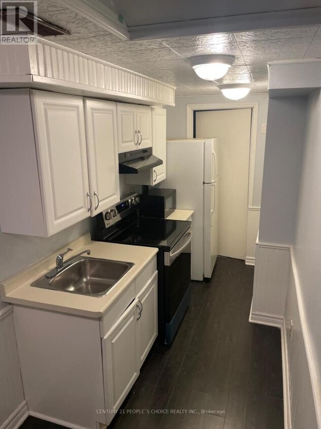 Building Photo - 54 Carrie Crescent