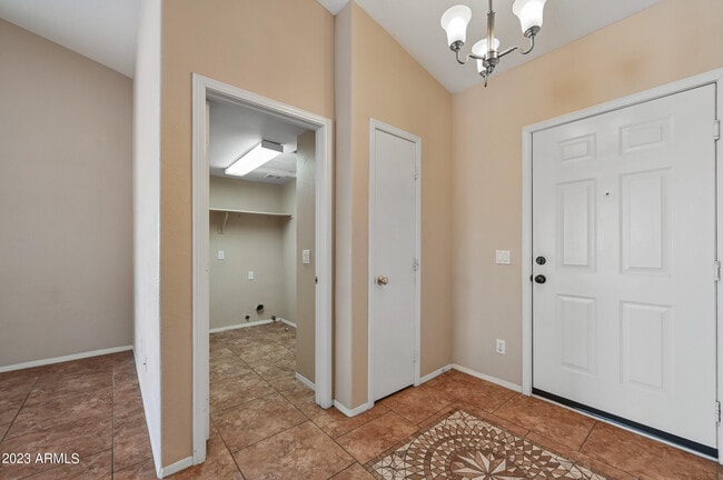 Building Photo - 16122 W Desert Bloom St