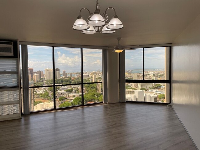 Building Photo - 25th Floor Craigside Unit with Downtown & Ewa Views.