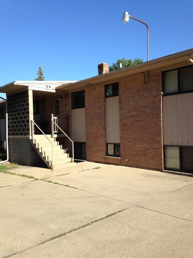 Building Photo - 1 br, 1 bath  - 954 33rd St SE
