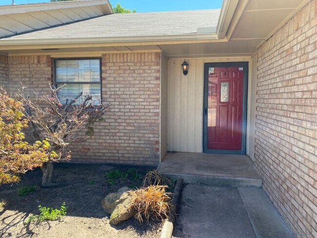Foto del edificio - 2312 Shadowlake Dr