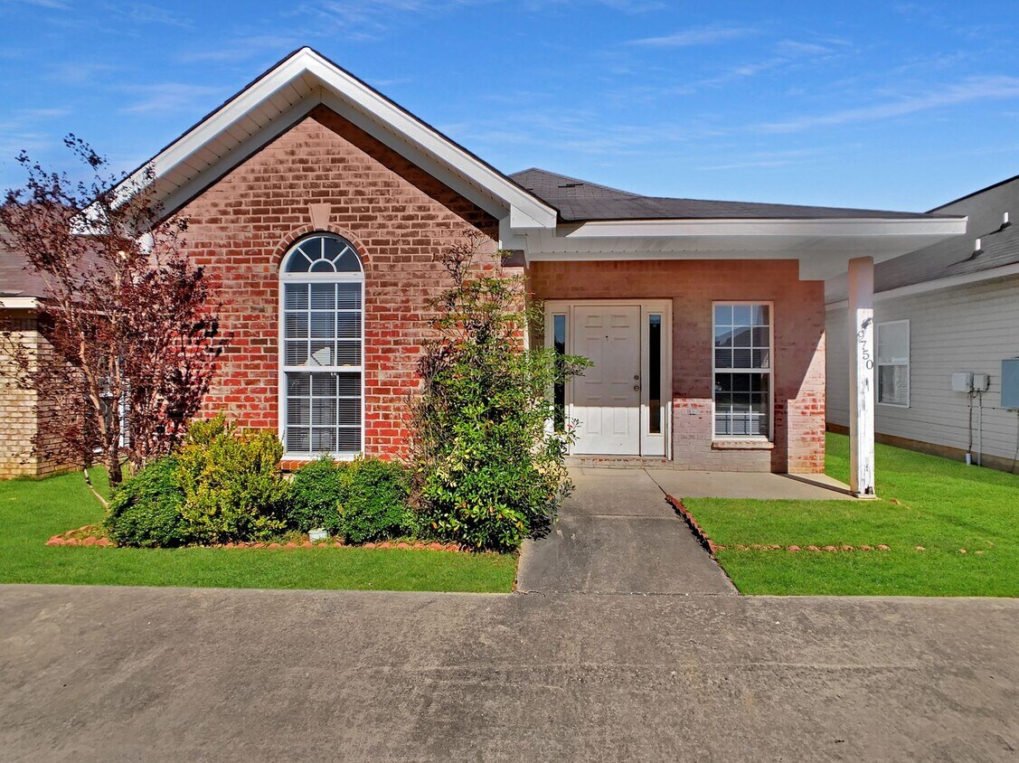 Foto principal - 9750 Moonlight Dr