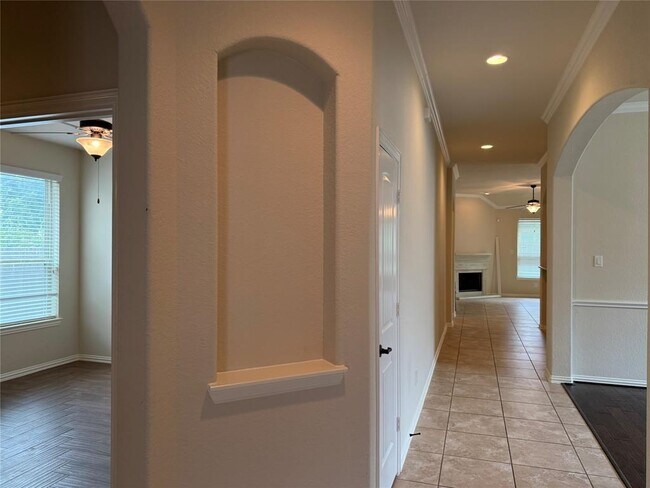 Foto del edificio - 9419 Hawks Harbor Ct