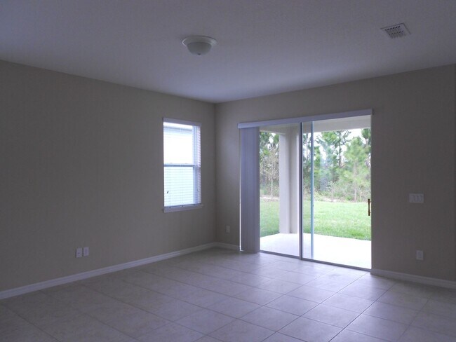 Foto del edificio - 3 br, 2 bath House - 12751 CALDERDALE AVENUE