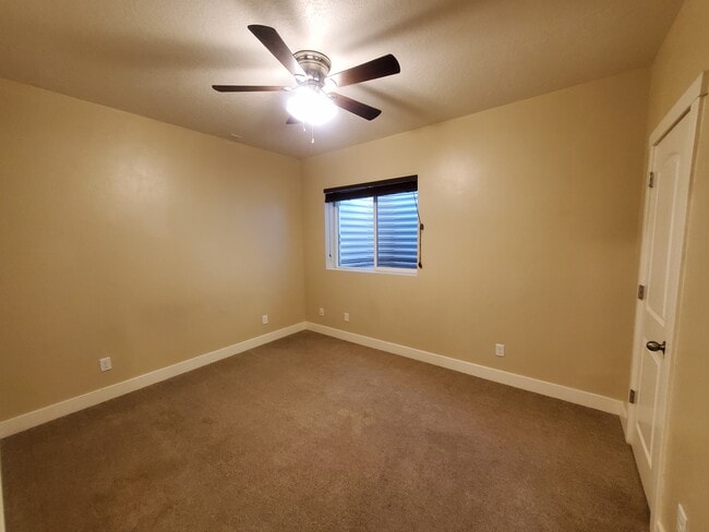 Building Photo - 410 S 100 E