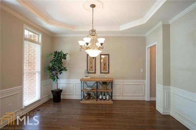 Building Photo - 210 Cedarhurst Dr