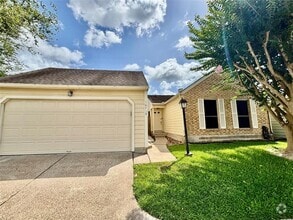 Building Photo - 16719 Dale Oak Way