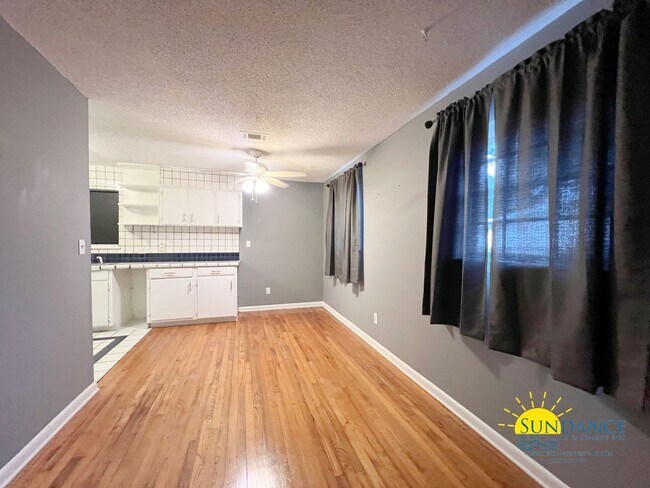 Foto del edificio - Spacious 4 Bedroom Home in Fort Walton Beach!