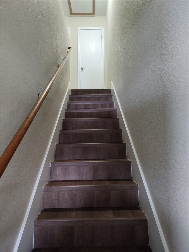 Foto del edificio - 9 W Rainsong St