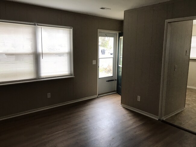 Foto del edificio - 727 Burr Oak St