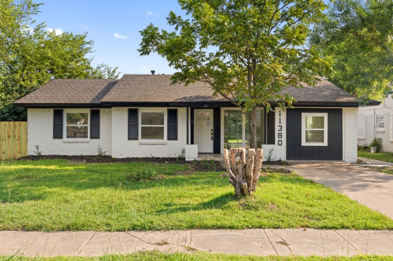Photo - 11380 Lanewood Cir (Dallas, TX)