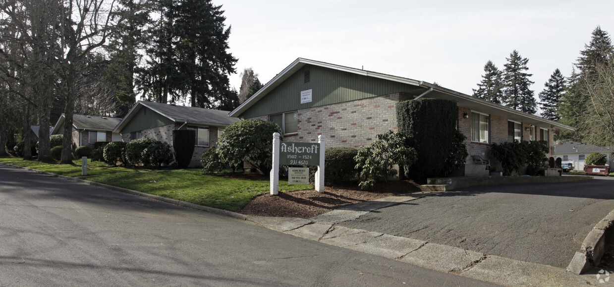 Mauna Loa Duplexes Apartments in Vancouver, WA