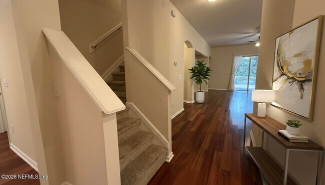 Foto del edificio - 5868 Brush Hollow Rd