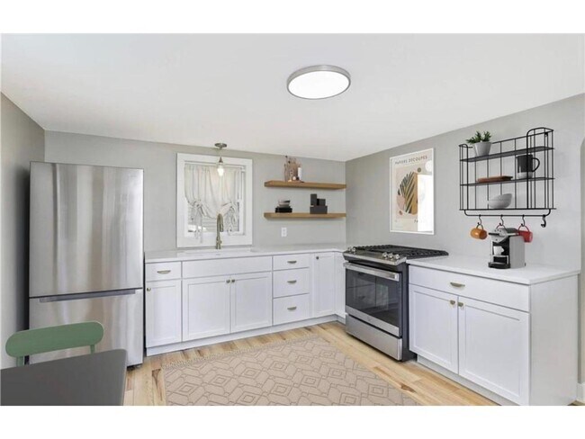 Foto del edificio - 20660 Holyoke Ave