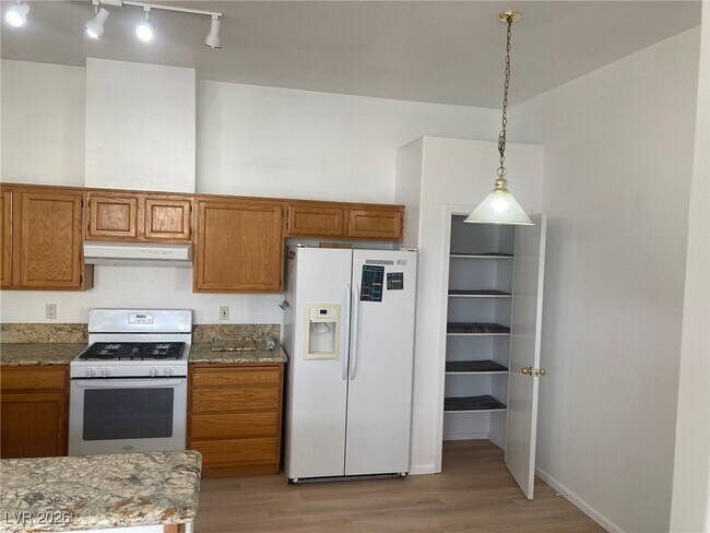 Foto del edificio - 122 Cam Francisco