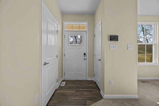 Foto del edificio - 4000 Grove Point Dr