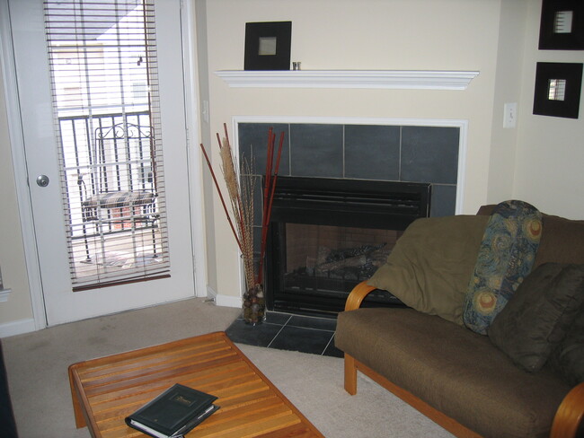Foto del edificio - 4854 Eisenhower Ave