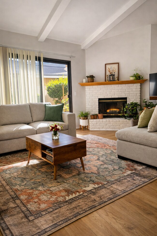 Sala de estar - 18435 Keswick St