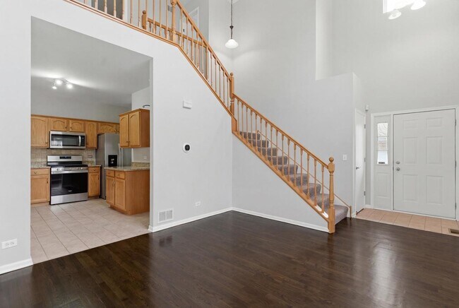 Foto del edificio - 2313 Stoughton Dr