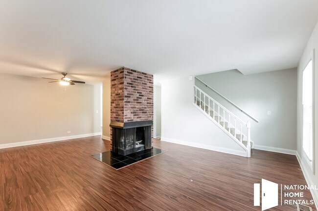 Building Photo - 917 Banbury Ct