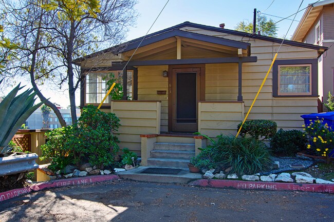 Building Photo - 613 W Lewis St
