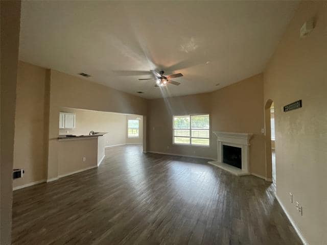 Building Photo - 306 Packer Dr