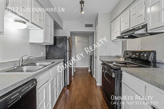 Foto del edificio - 7012 Lincolnshire Ln