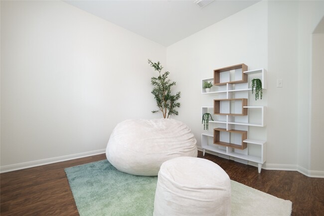 Foto del edificio - 1203 Lavender Shade Ct