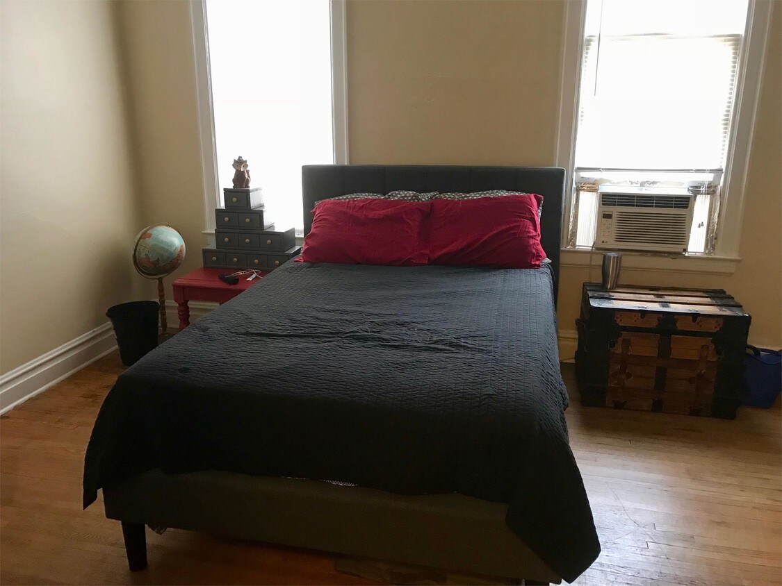 Foto del edificio - 1029 10th St