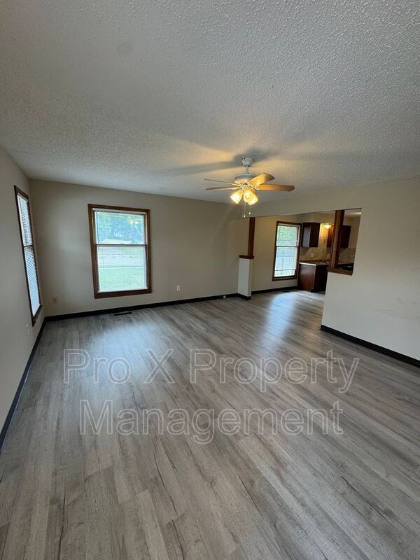 Foto del edificio - 753 S Campbell Ave