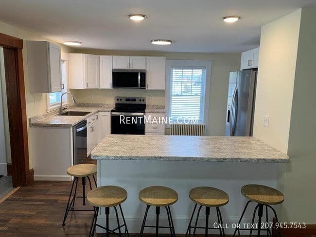 Foto del edificio - 54 Western Ave