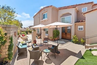 Building Photo - 1395 Caminito Floreo