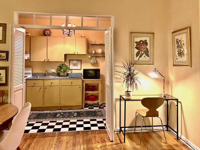 Building Photo - 1816 Kalorama Rd NW